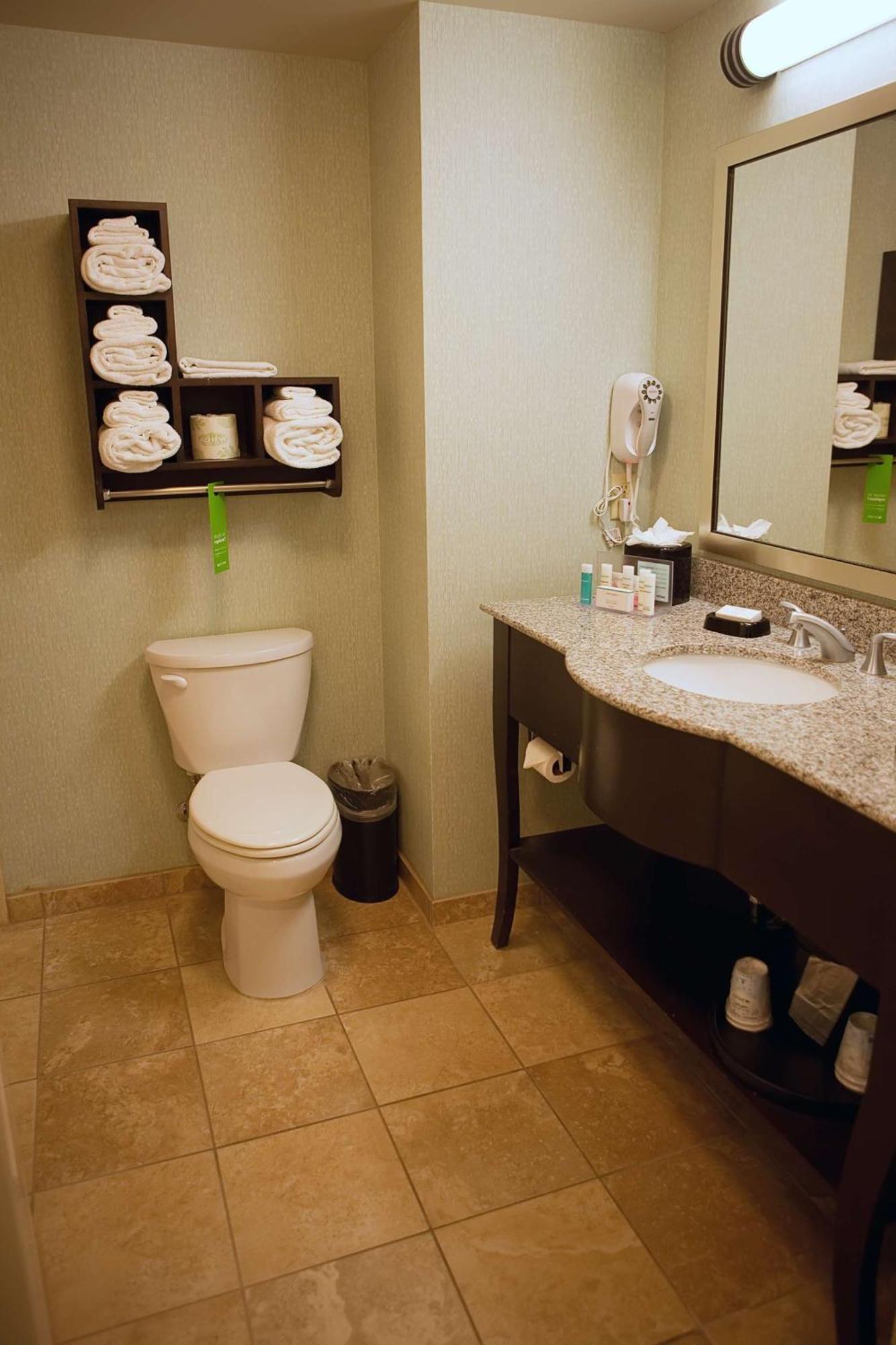 Hampton Inn Colby Luaran gambar